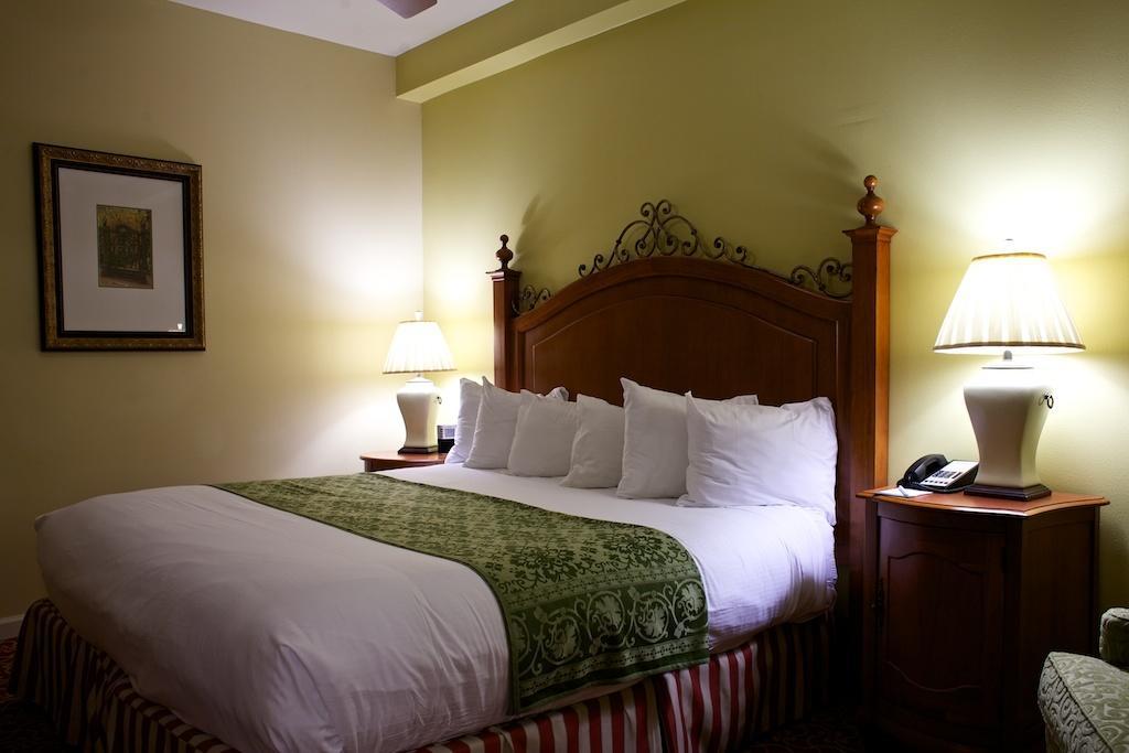Club Wyndham La Belle Maison New Orleans Pokoj fotografie